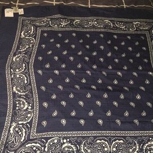 Balenciaga Shawl Bandana (Blue-Navy)